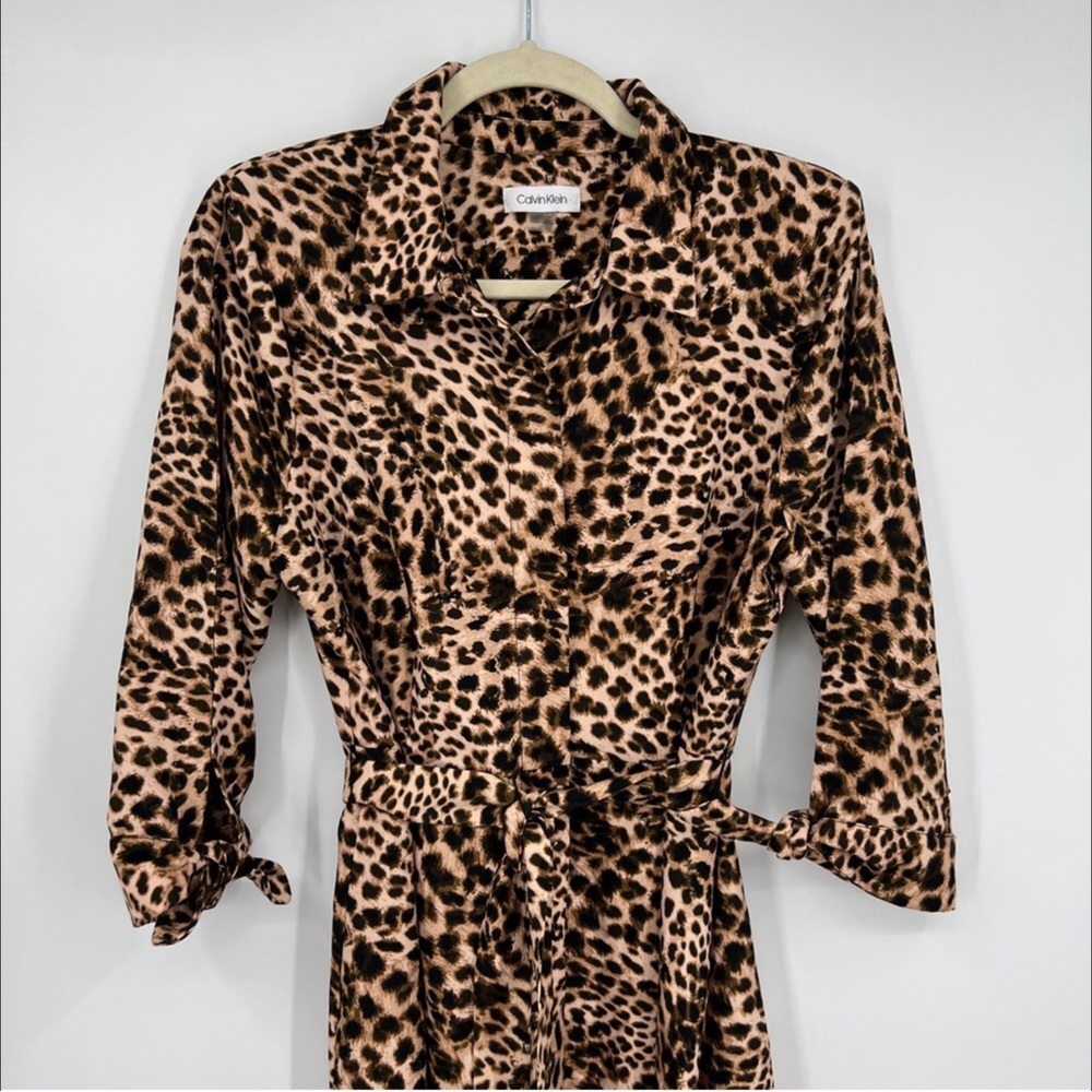 Calvin Klein Leopard Print V-neckline Long Sleeves Collared Button Shirtdress 10